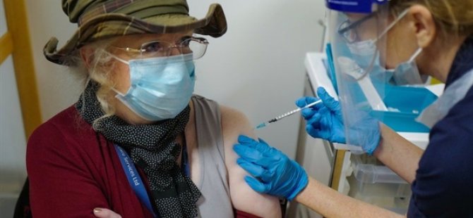 İngiltere'de İlk Haftada 137 Bin 897 Kişiye Kovid-19 Aşısı Yapıldı