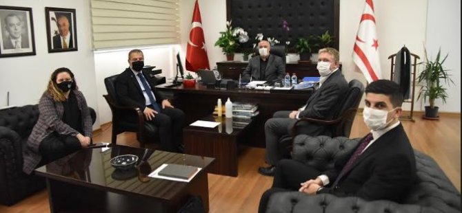 Η αντιπροσωπεία του Επιμελητηρίου Βιομηχανίας μεταβίβασε τα προβλήματά τους στον Υπουργό Çağman.