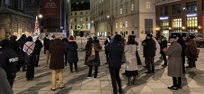 Διαμαρτυρία για το «Αντιτρομοκρατικό νομοσχέδιο», το οποίο θεωρείται ότι περιορίζει τα δικαιώματα των Μουσουλμάνων στην Αυστρία