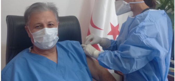 Sağlık Bakanı Dr. Ali Pilli, 2. Doz Covid-19 aşısını yaptırdı.