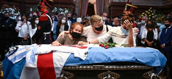Eski Arjantin Devlet Başkanı Carlos Menem Müslüman Mezarlığında Toprağa Verildi