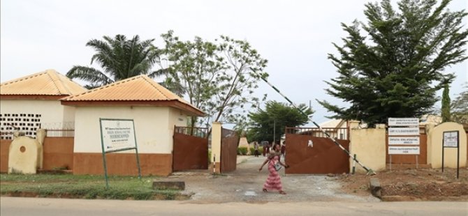 Nijerya'da Bir Yatılı Okulda, Silahlı Kişilerin Düzenlediği Saldırıda 26 Öğrenci Ve 4 Öğretmen Kaçırıldı