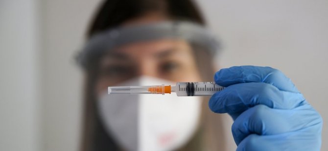 Τι λένε οι ειδικοί στην Τουρκία για την αποτελεσματικότητα του εμβολίου Sinovac κατά του μεταλλαγμένου ιού;
