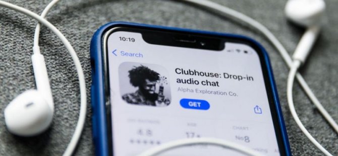 Clubhouse: Uygulamadaki konuşmaların başka bir sitede yayınlanabildiği ortaya çıktı
