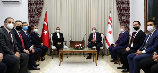 Meclis Başkanı Sennaroğlu, Türkiye Ticaret Bakanı Pekcan’ı kabul etti