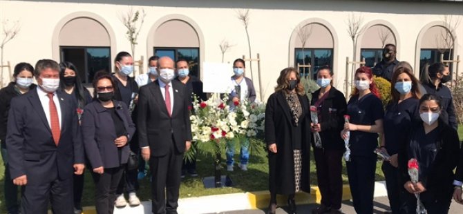Cumhurbaşkanı Tatar, Dr. Burhan Nalbantoğlu Devlet Hastanesi Ve Pandemi Hastanesi’ni Ziyaret Etti