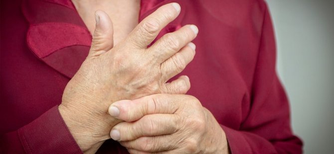 Ailesinde Romatoid Artrit Vakası Olan Kişilerde Hastalığın Görülme Riski 10 Kata Kadar Artabilir