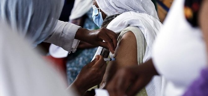 Πάνω από 825 εκατομμύρια δόσεις εμβολίου Kovid-19 παρουσιάζονται παγκοσμίως