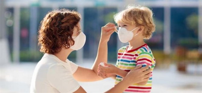 Καλεί τους γονείς να συμπαθούν με τα παιδιά που περνούν δύσκολες στιγμές λόγω της επιδημίας Kovid-19