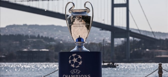Το UEFA Champions League Cup συναντά τον Βόσπορο