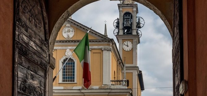 İtalyan Parlamentosu'ndan AB'nin kurtarma fonuna ilişkin hükümet planını onay