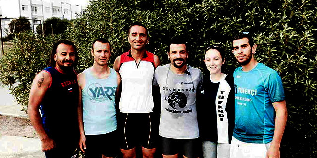 Triatlerimiz Larnaka için hazır