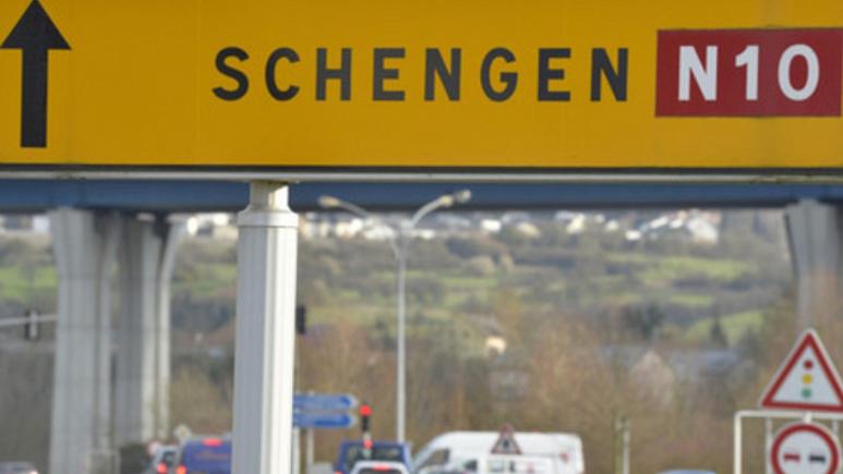 AB göçmen ve salgın krizi ile zarar gören Schengen uygulamasını güncelleyecek
