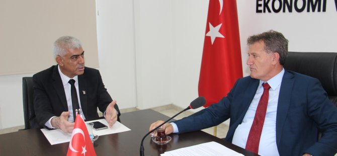 Arıklı Sanayi Odası Başkanı Kamacıoğlu’nu ve Yönetim Kurulu Üyelerini Kabul Etti