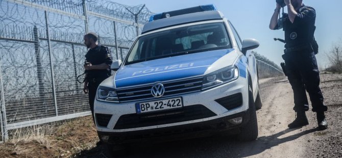 AB Sınır Gücü Frontex'in Feshedilmesi İçin Kampanya Başlatıldı
