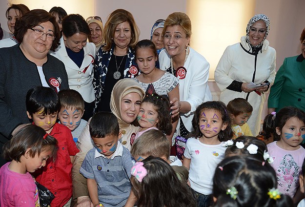 Emine Erdoğan anaokulu açtı