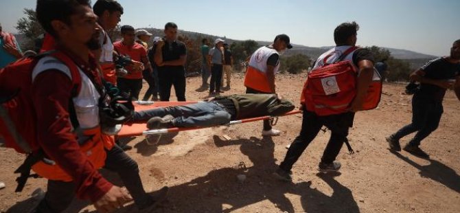 İsrail askerlerinden Filistinlilere sert müdahale: 108 yaralı