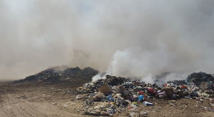 Mağusalılar sosyal medyada yanan çöplük için örgütlendiler