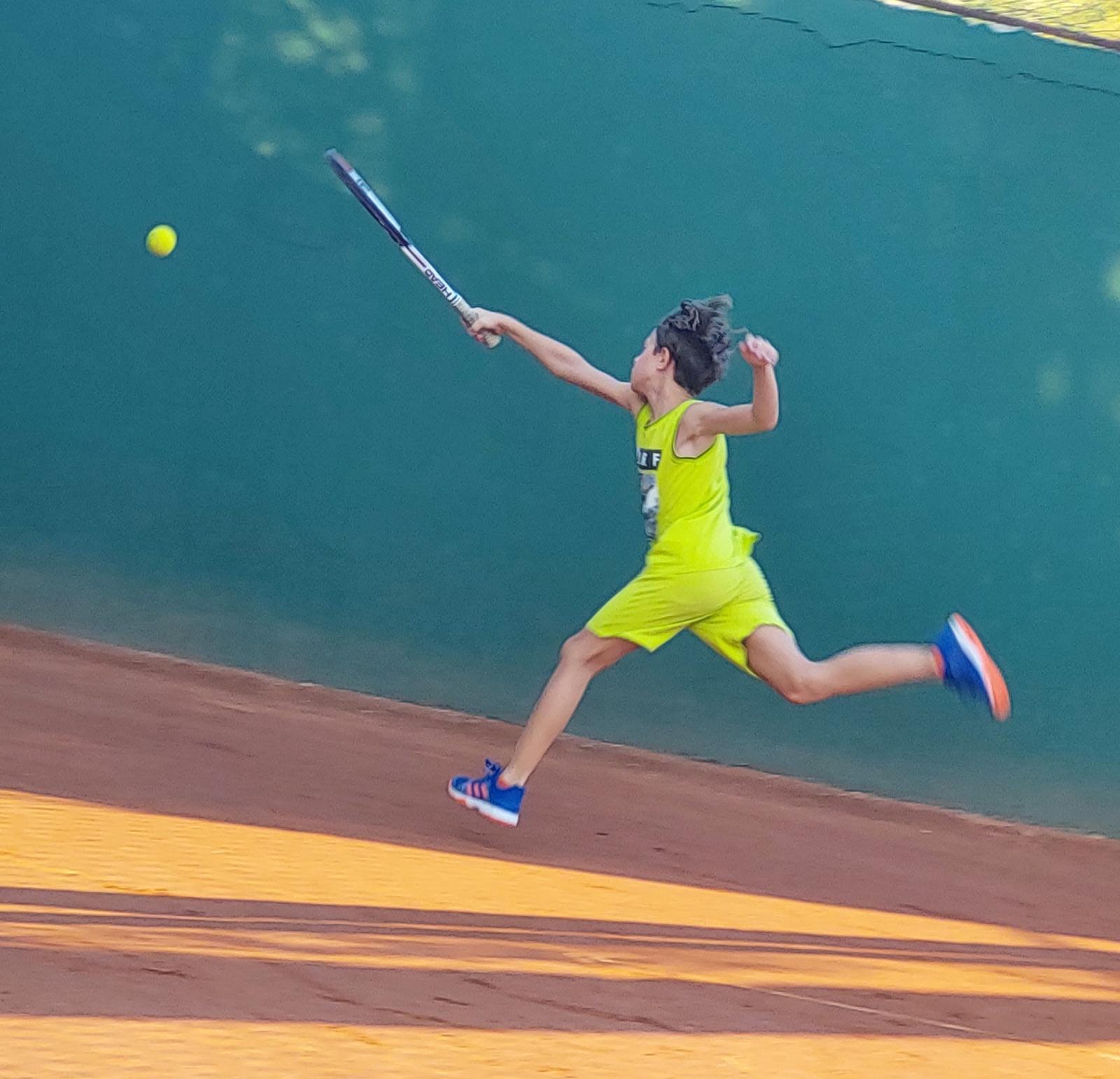 Tenisde DAÜ ve GMBTK Turnuvaları Devam Ediyor