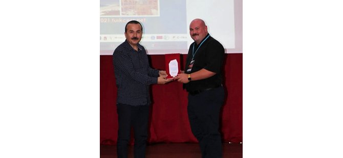 YDÜ Öğretim Görevlisi Uzm. Yücehan Yücesoy,  7. Turkcess 2021 Eğitim ve Sosyal Bilimler Kongresi’nde  “Türk Dünyası Bilime Katkı” ödülünün sahibi oldu