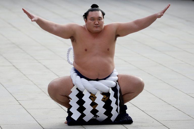 Hakuho: Japonya'nın emekliliğini açıklayan yenilmez sumo güreşçisi