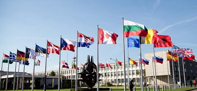 Fransa Savunma Bakanı Parly'den NATO üyelerine: Avrupa savunmasından korkmayın