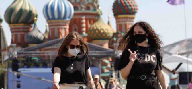 Rusya'da koronavirüs: Can kaybı 234 bine yaklaştı