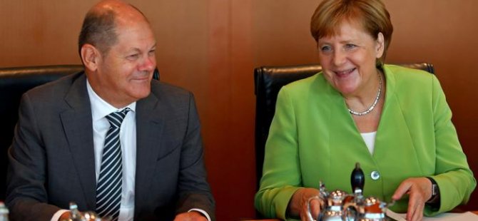 Merkel, G20'ye Scholz ile birlikte katılacak