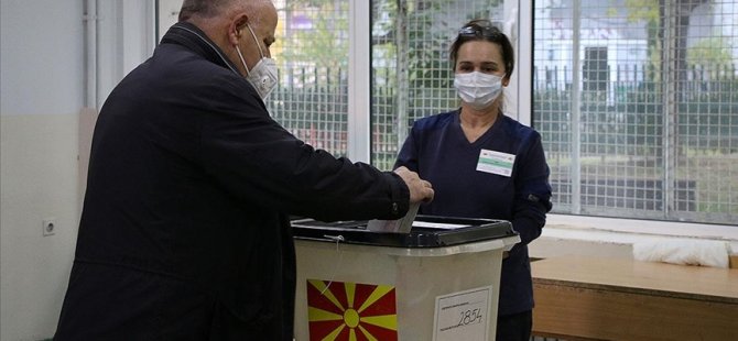 Kuzey Makedonya'da Halk Yerel Seçimlerin İkinci Turu İçin Sandık Başında