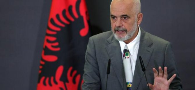 Arnavutluk Başbakanı Edi Rama'dan "Kosova İle Birleşme" Mesajı