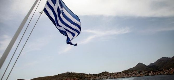 Yunanistan’da telefon dinleme skandalı sonrası gözler Miçotakis’in açıklamasına çevrildi