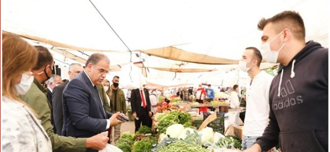Başbakan Sucuoğlu, İskele’de Açık Pazarı Ziyaret Etti