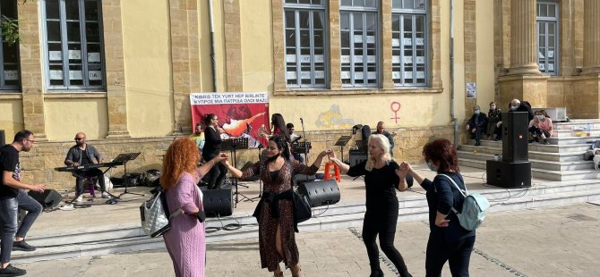 Faneremoni meydanında iki toplumlu müzik panayırı gerçekleştirildi