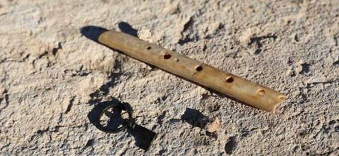 Zerzevan Kalesi’nde 1600 yıllık flüt ve yüzük, Perre Antik Kenti’nde dokuma atölyesi gün ışığına çıkarıldı