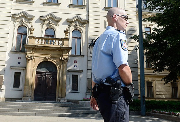 Çek Cumhuriyeti'nde 400 gözaltı