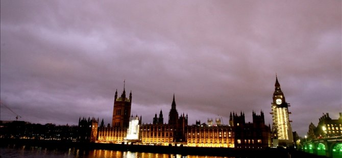 Bir Çin Ajanının İngiliz Parlamentosunda Faaliyet Yürüttüğü Açıklandı
