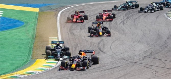 Singapur Grand Prix'si 7 Sezon Daha Formula 1'de