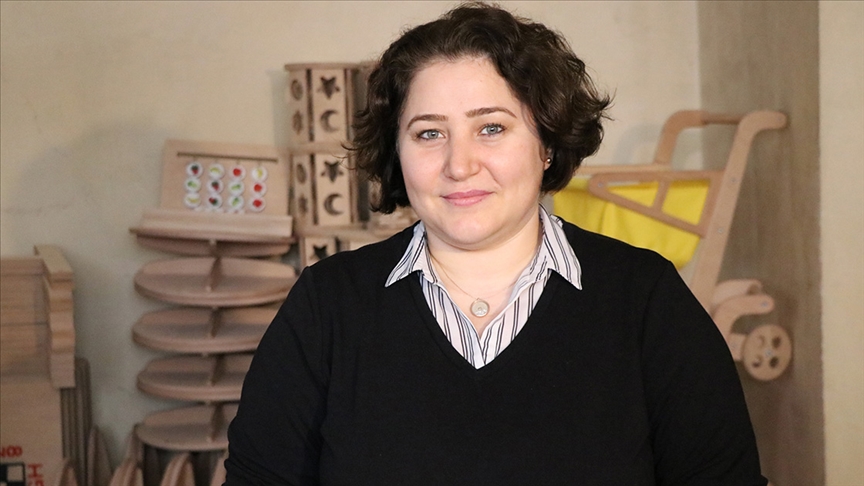 KOSGEB desteğiyle iş yeri açan kadın girişimci oyuncak ihracatına başladı
