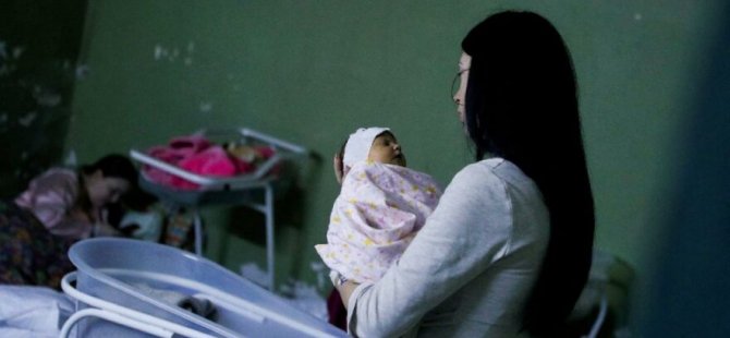 Savaşa doğanlar: Kiev’deki doğum hastanesi kuşatma altında çalışmaya devam ediyor