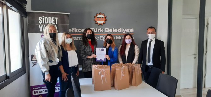 Kıbrıs Türk Eczacılar Birliği Girişimci Kadın Eczacı Topluluğu Kadınlar Günü Mesajı