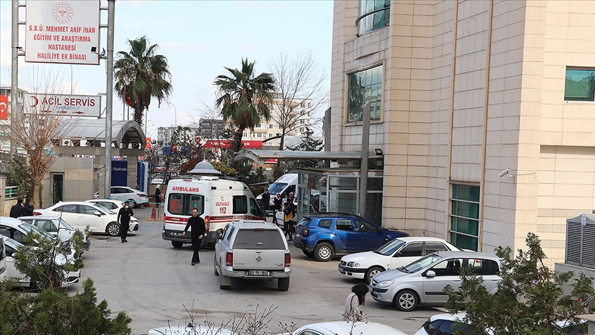 Şanlıurfa’da silahla ateş açılması sonucu yaralanan 2 polisten biri şehit oldu