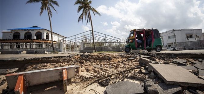 Mozambik'teki Gombe Kasırgası Nedeniyle 300 Bin Aile Elektriksiz Kaldı
