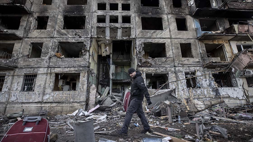 Rusya ile Ukrayna Savaşında Siviller Zarar Görmeye Devam Ediyor