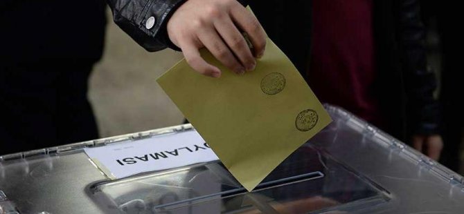 AKP’nin oyu bir yılda her ay eridi yüzde 30’un altına düştü