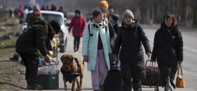 Ukrayna: Mariupol'da 100 bin sivil acil tahliye bekliyor