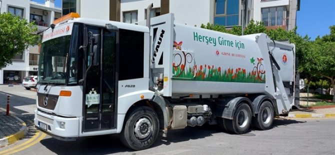 Girne'ye Yeni Çöp Arabaları Kazandırıldı