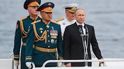 Ukrayna: Putin’in denetimlerde ve törenlerde kullandığı gemiyi vurduk