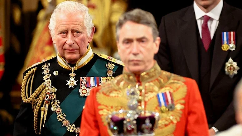 Birleşik Krallık’ta bir ilk: Kraliçe Elizabeth’in konuşmasını Prens Charles okudu