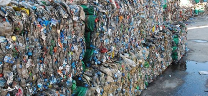 İngiltere'de on binlerce kişinin katıldığı 'Büyük Plastik Sayımı' başladı