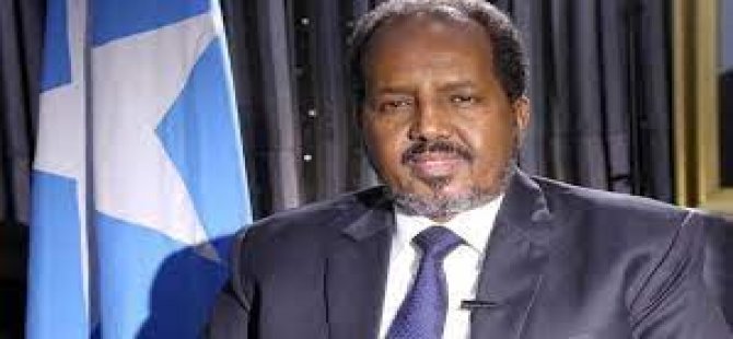Somali'de eski cumhurbaşkanı Hasan Şeyh yeniden seçildi